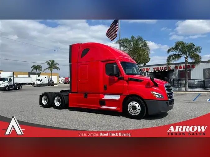 2022 FREIGHTLINER CA126
