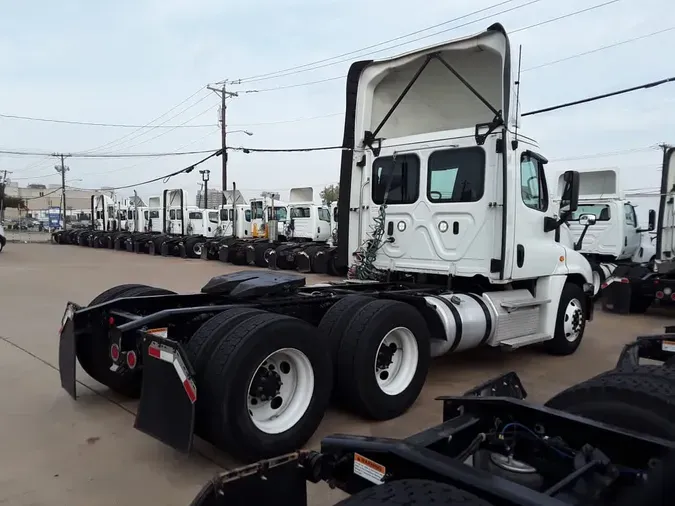 2019 FREIGHTLINER/MERCEDES CASCADIA 12537a2a32a3b6c20451d6b0ed5ecc0f219