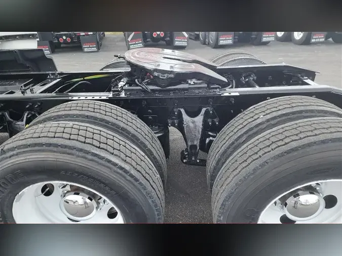 2022 INTERNATIONAL LT