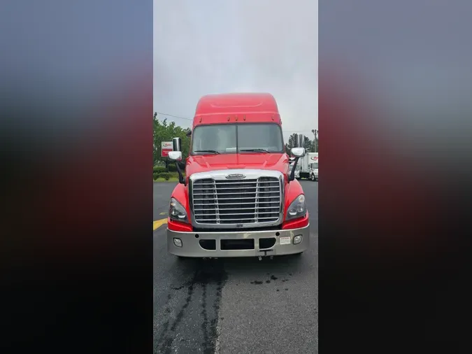 2019 FREIGHTLINER CASCADIA 125