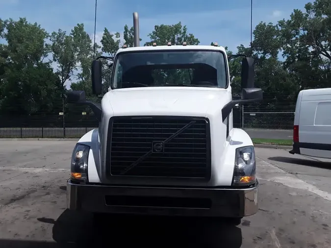 2016 VOLVO VNL42TRACTOR