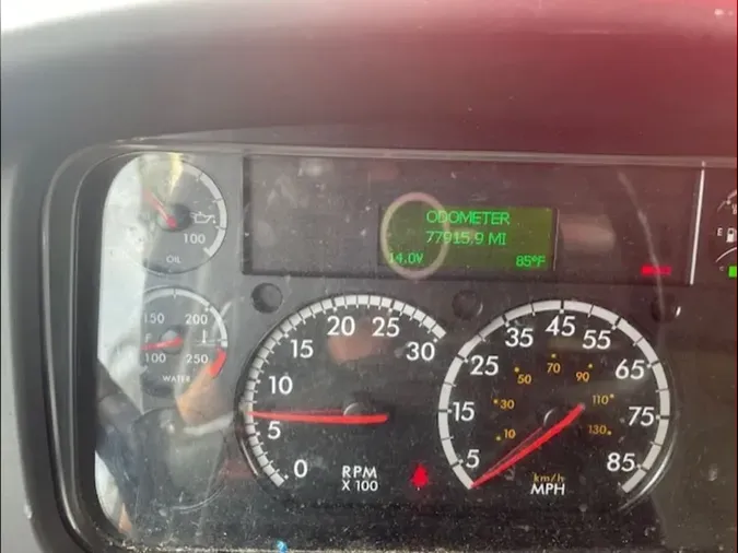 2019 FREIGHTLINER M2 106
