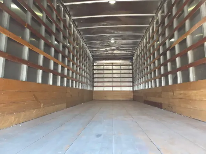 2019 FREIGHTLINER/MERCEDES M2 106