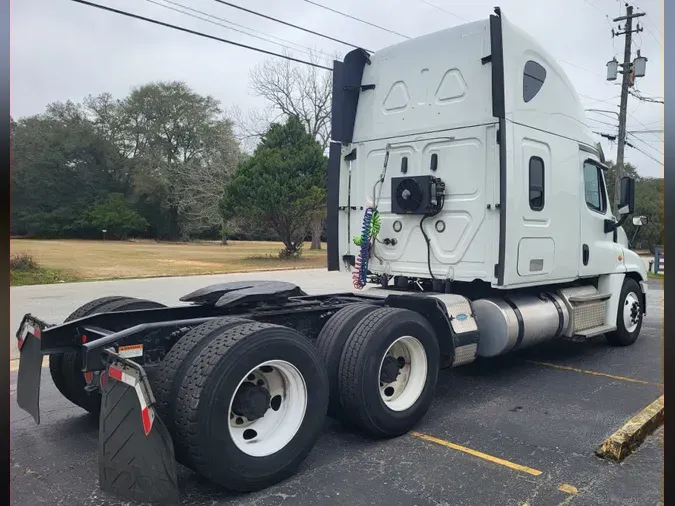 2019 FREIGHTLINER/MERCEDES CASCADIA 125