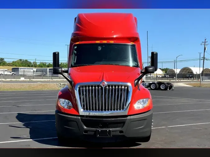 2023 INT LT625 6X4