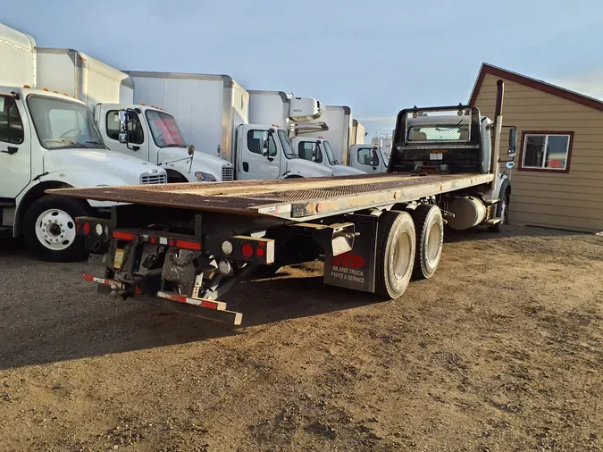 2015 FREIGHTLINER/MERCEDES M2 112