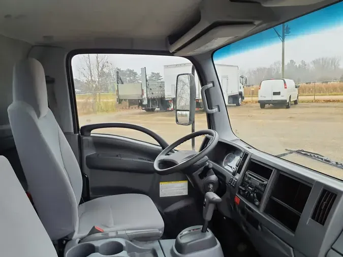 2017 ISUZU NPR37b994e8499a6c45f7772a4fd9d32f1a