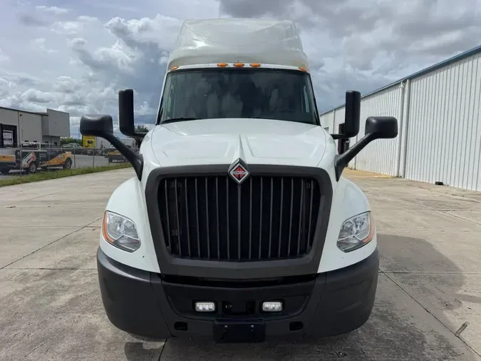 2022 International LT62537bfb1d744bd6a8acef71ff427533ab6