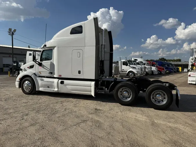 2022 Peterbilt 579