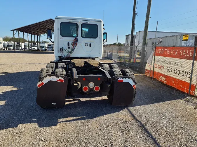 2019 FREIGHTLINER/MERCEDES CASCADIA 125