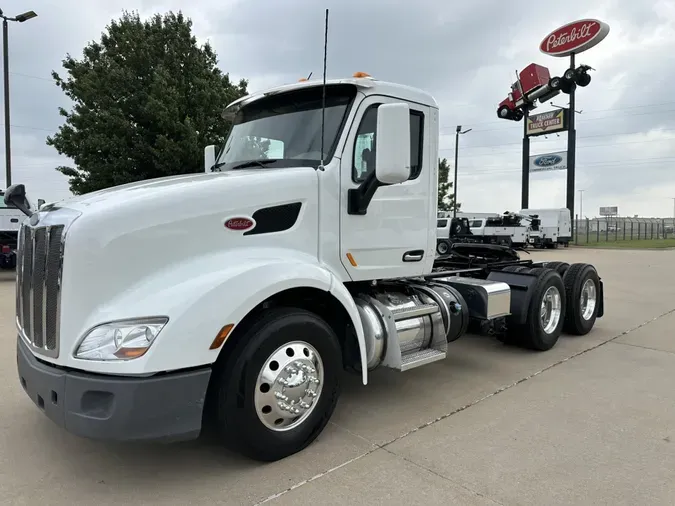 2021 Peterbilt 579