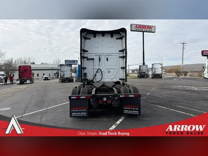 2022 FREIGHTLINER CA126