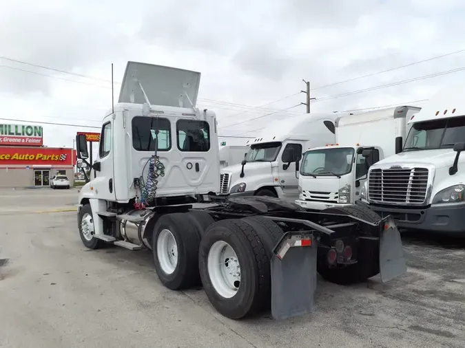 2019 FREIGHTLINER CASCADIA 125