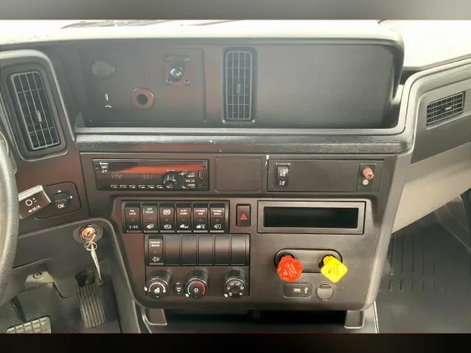 2020 INT LT625 6x4