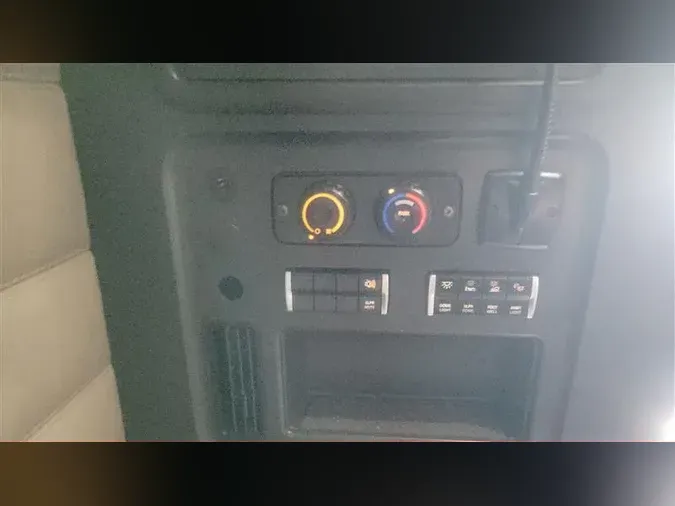 2020 FREIGHTLINER CA126