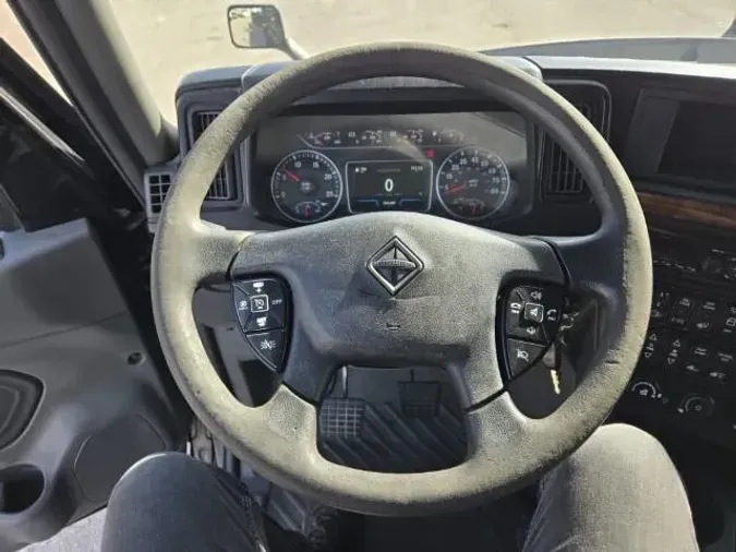 2019 International LT625