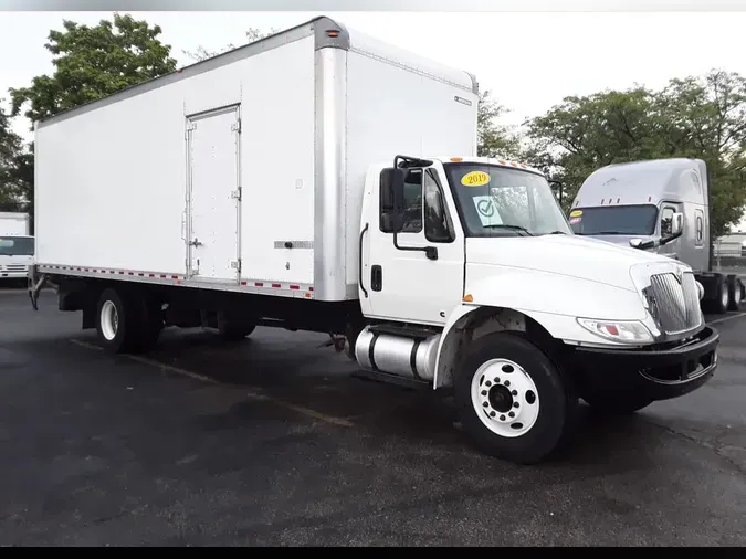 2019 NAVISTAR INTERNATIONAL 4300