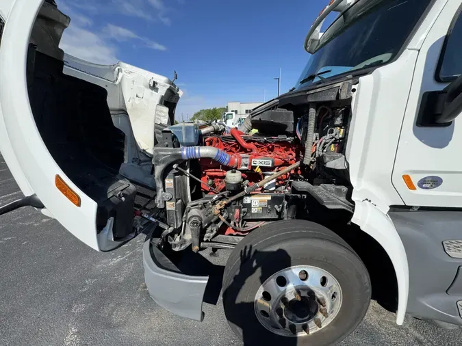 2021 Peterbilt 57937def808d26eeb83de737a0cc16d58f4