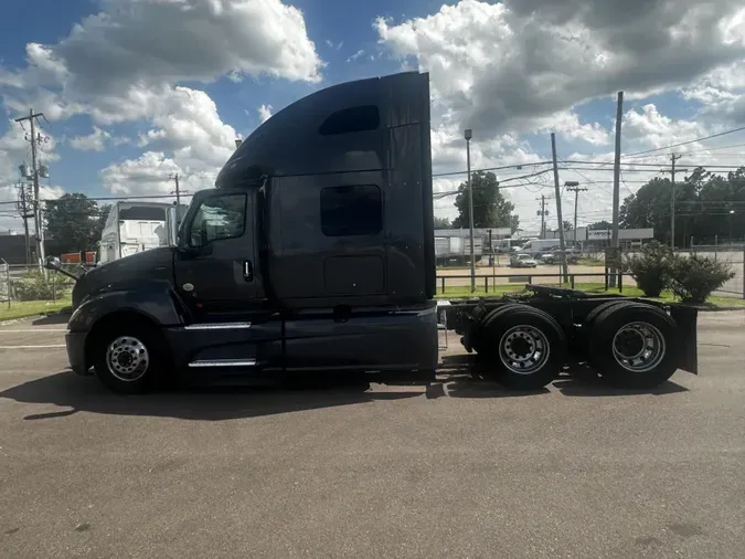 2019 International LT625