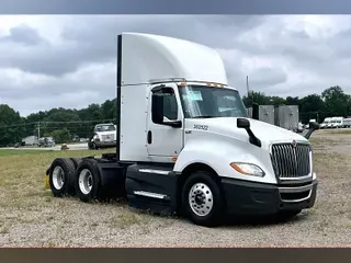 2021 INT LT625 6x4