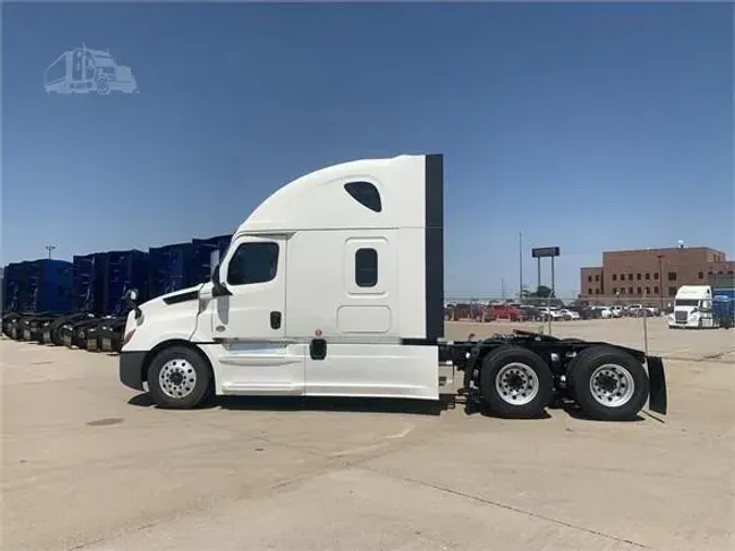 2023 FREIGHTLINER CASCADIA 12637e52d309f44532e0f4a18b0f0ba0f3d
