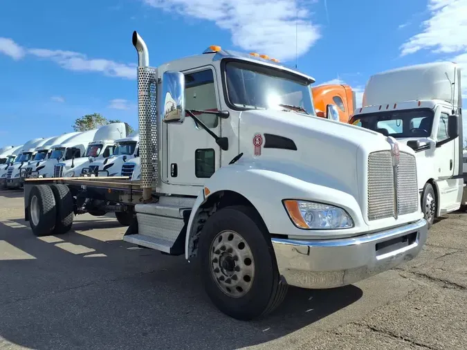 2020 KENWORTH TRUCKS T370