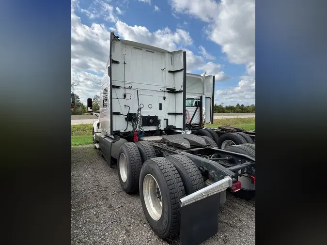 2018 International LT625
