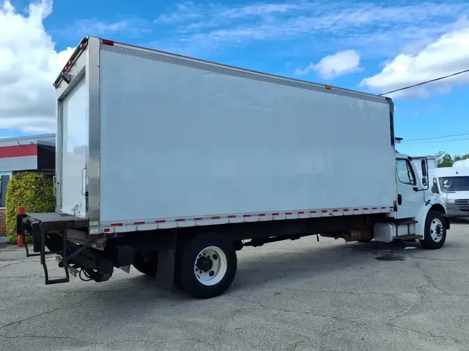 2018 FREIGHTLINER M2 106