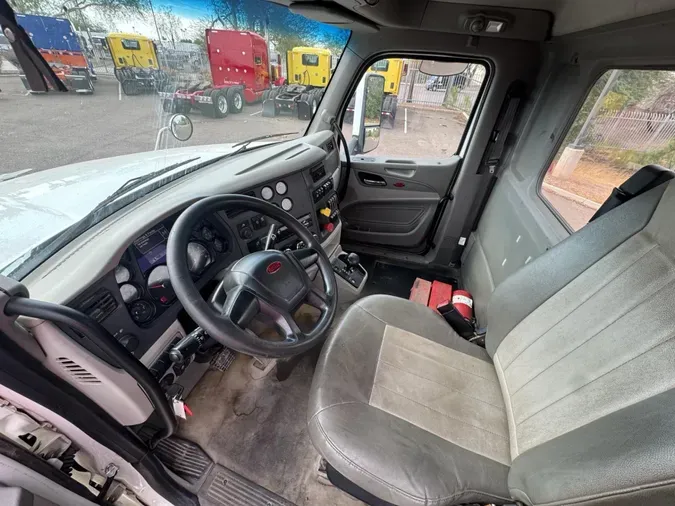 2020 Peterbilt 567