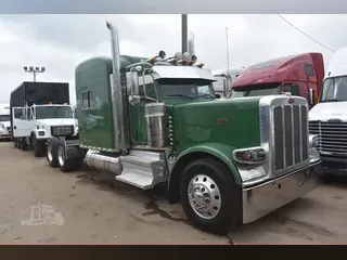 2020 PETERBILT 389