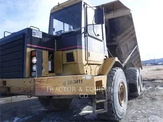 1998 CATERPILLAR D400