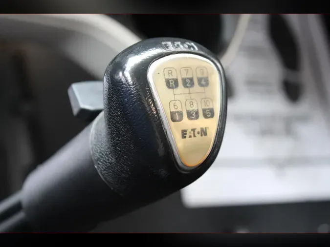 2023 Peterbilt 579