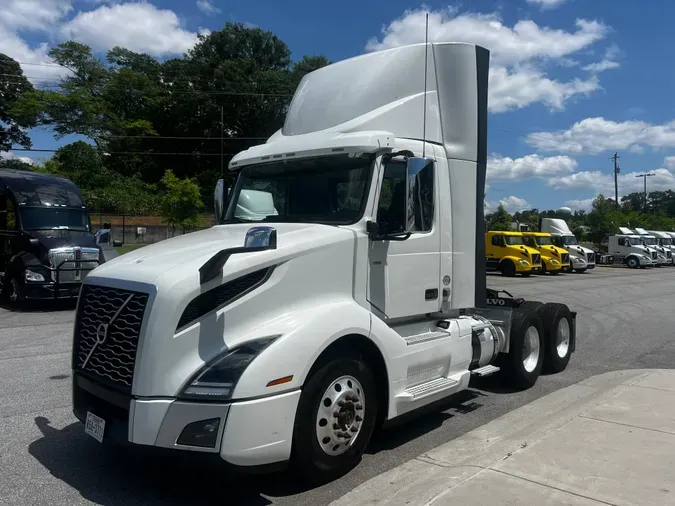 2018 Volvo VNL64T300