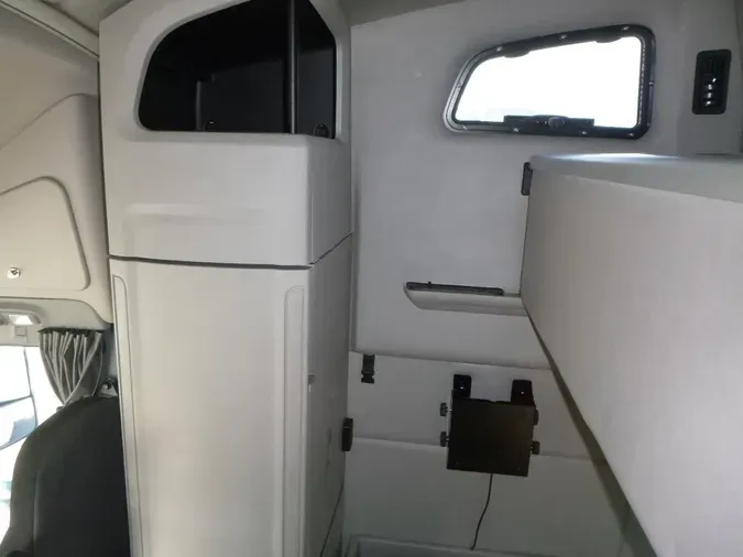 2021 Peterbilt 579