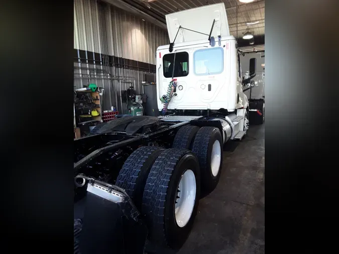 2020 FREIGHTLINER/MERCEDES NEW CASCADIA PX12664