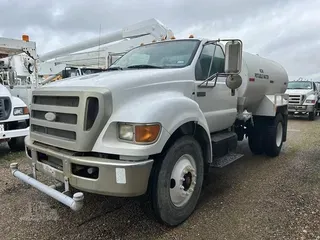 2009 FORD F750 SD