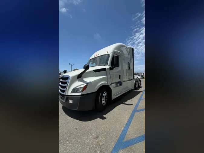 2023 FREIGHTLINER/MERCEDES NEW CASCADIA PX1266438035f490e74419adcaba36475cfa291
