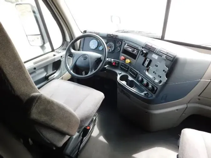 2019 Freightliner Cascadia 125