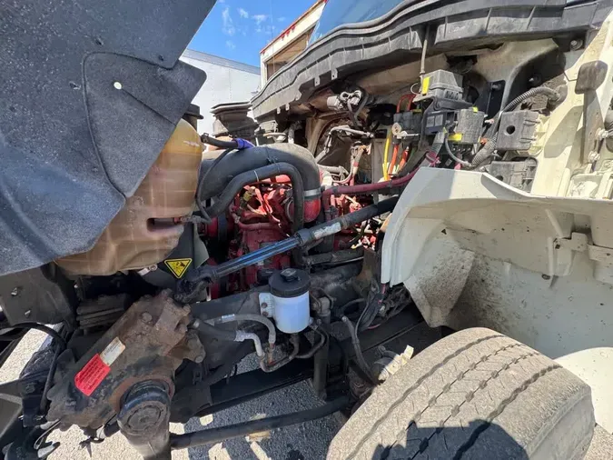 2018 NAVISTAR INTERNATIONAL 4300