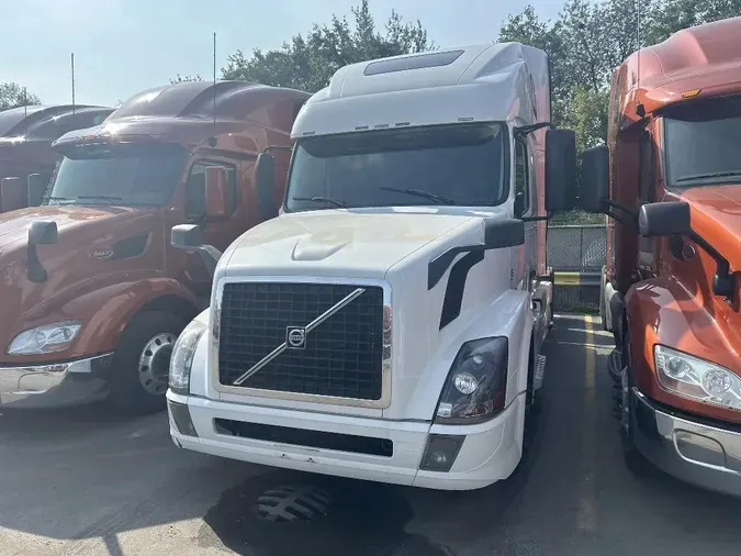 2017 VOLVO VNL64T6703806d79894aa2580b9b737c5cec34eb9