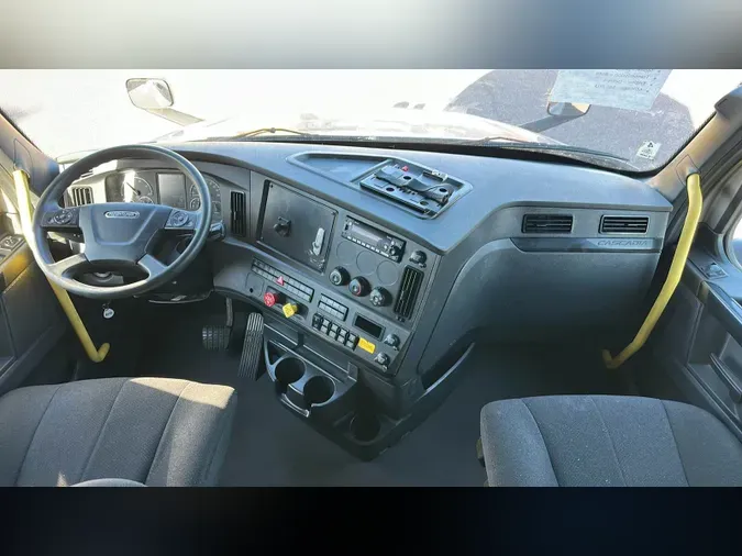 2024 Freightliner Cascadia 126380a82ae56b98bd41b7cebfdbf2e0720