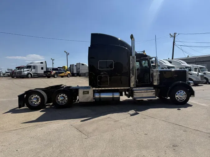 2022 Peterbilt 389380b96f23138969de11303ffe02c0d8a
