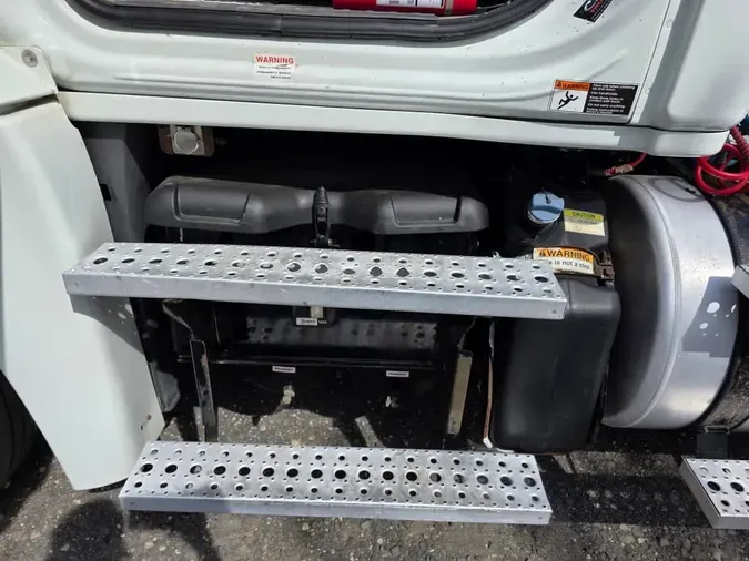 2018 FREIGHTLINER/MERCEDES CASCADIA 125