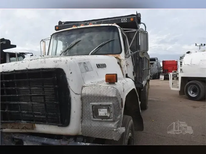 1994 FORD L9000