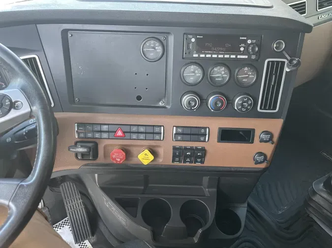 2023 Freightliner Cascadia