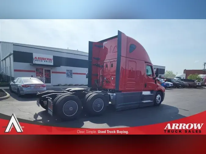 2023 FREIGHTLINER CA126