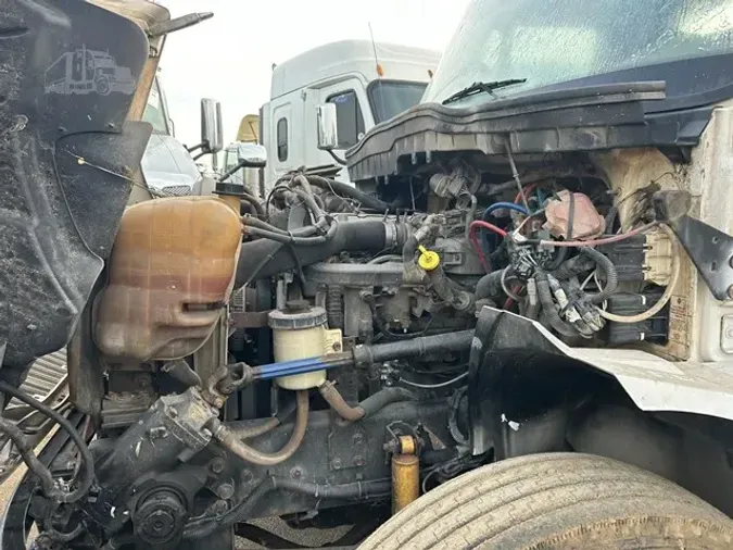 2011 INTERNATIONAL DURASTAR 4300