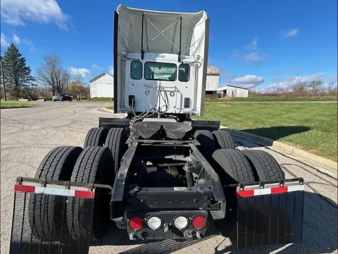 2022 Kenworth T680