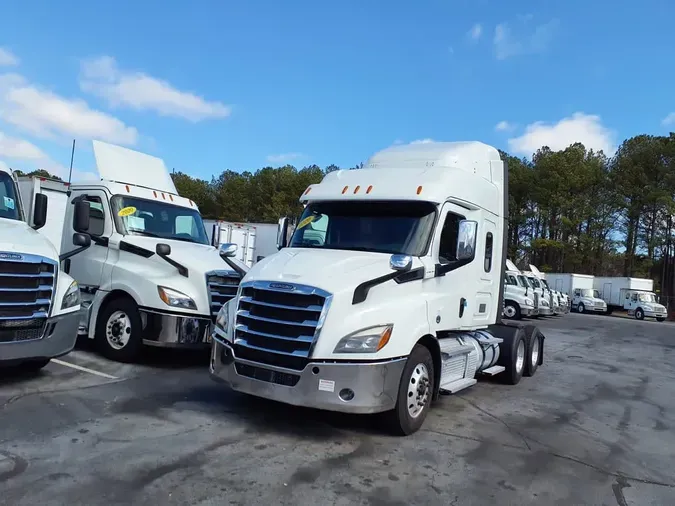 2020 FREIGHTLINER/MERCEDES NEW CASCADIA 116382a81b59fcf7ed003a8b25a51f5b232