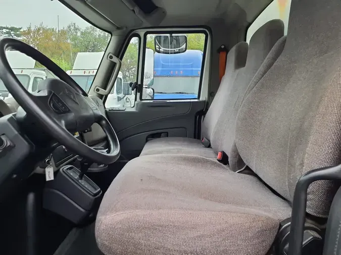 2017 NAVISTAR INTERNATIONAL 4300